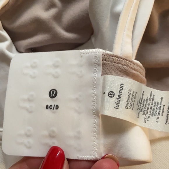 Lululemon sports bra worn once - Picture 3 of 3